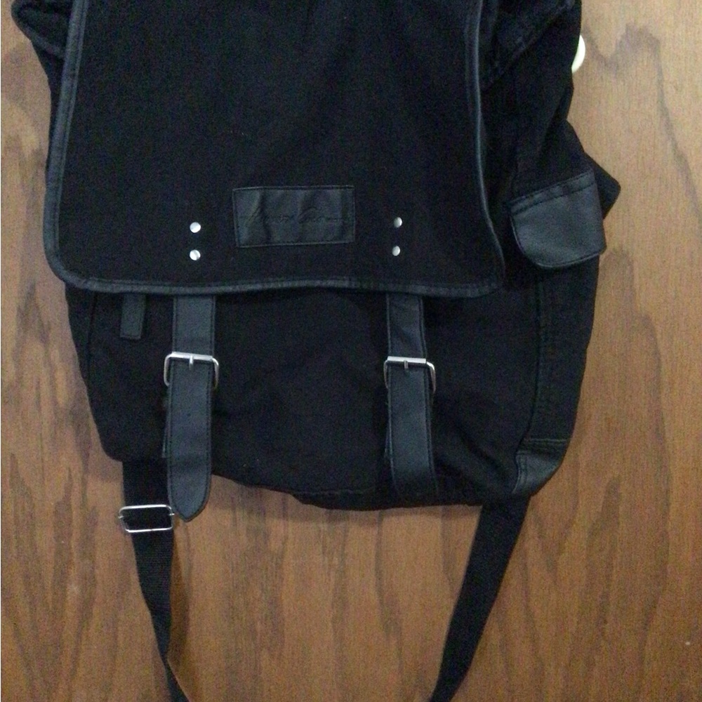Kenneth Cole Messenger Bag
